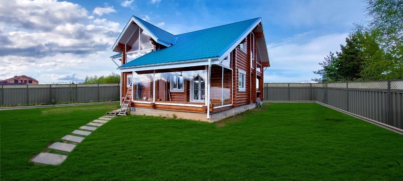 Мягкие окна на веранде загородного дома в Бутурлиновке
